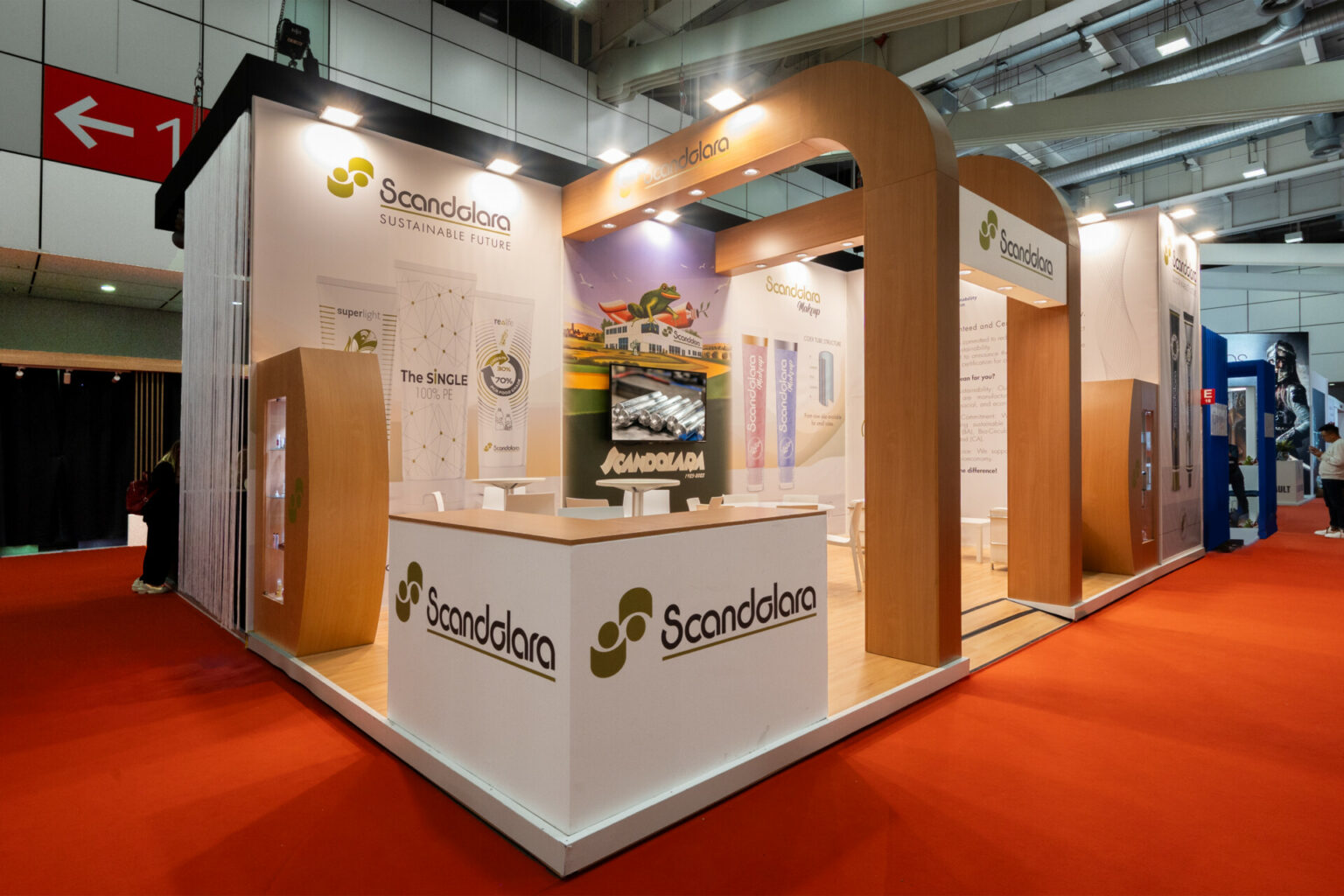 Allestimento Stand Fiera Cosmoprof: Trasforma il Tuo Stand in un'Esperienza Unica